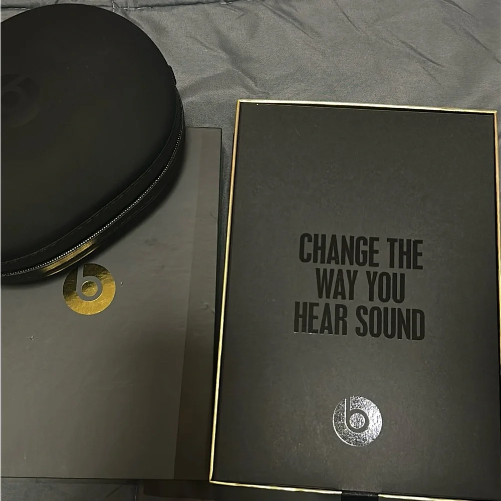 Beats Black Headphones with Case